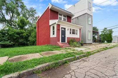 5402 Kincaid St, Pittsburgh, PA 15206 - Photo 1