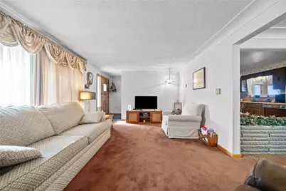 10451 Primrose Dr, North Huntingdon, PA 15642 - Photo 9