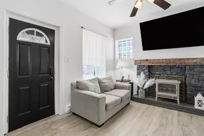 624 Line Ave, Ellwood City, PA 16117 - Photo 3