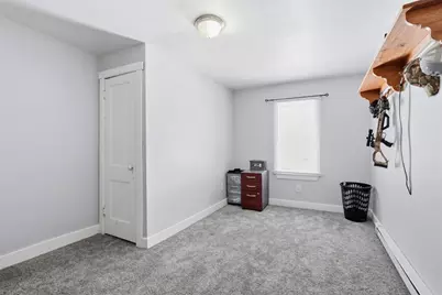 624 Line Ave, Ellwood City, PA 16117 - Photo 15