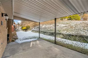 4642 Mt Troy Rd Ext, Pittsburgh, PA 15214 - Photo 13