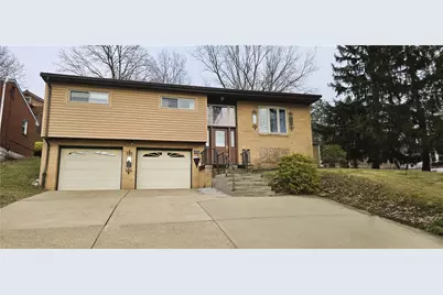 4642 Mount Troy Rd. Ext., Pittsburgh, PA 15214 - Photo 1
