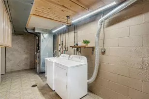 4642 Mt Troy Rd Ext, Pittsburgh, PA 15214 - Photo 29