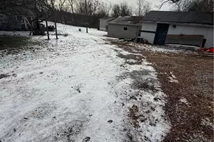 75 W Liberty Rd, West Alexander, PA 15376 - Photo 13