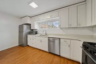 725 - 726 McLain St, Pittsburgh, PA 15210 - Photo 15