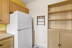 1038 Welfer St, Pittsburgh, PA 15217 - Photo 15