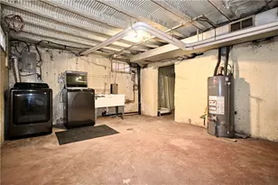 134 Ida Ave, Donora, PA 15033 - Photo 21