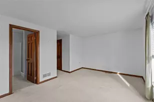 1548 Pineview Dr, Pittsburgh, PA 15241 - Photo 33