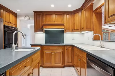 710 Florida Avenue, Jeannette, PA 15644 - Photo 7