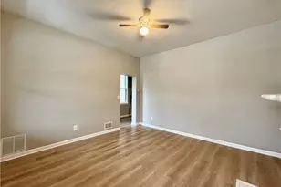 325 8th Ave, New Brighton, PA 15066 - Photo 5