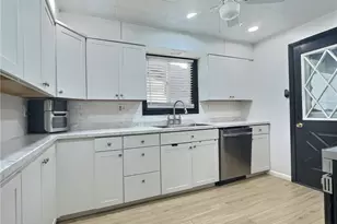 229 W Berkeley St, Uniontown, PA 15401 - Photo 9