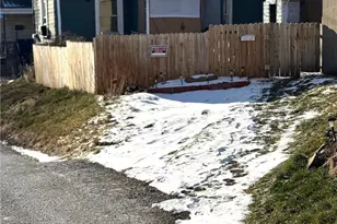 438 New York Ave, Rochester, PA 15074 - Photo 3