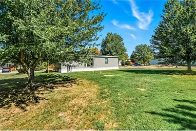 69 Summit Rd #204, Salem Township, PA 16125 - Photo 9