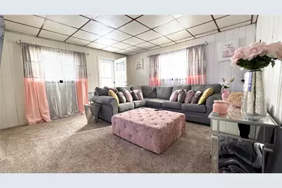 1212 Finch St, New Castle, PA 16101 - Photo 3