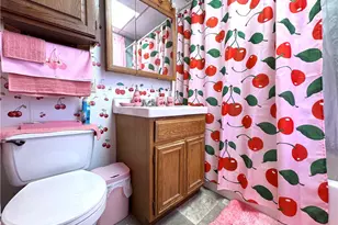 1212 Finch St, New Castle, PA 16101 - Photo 9