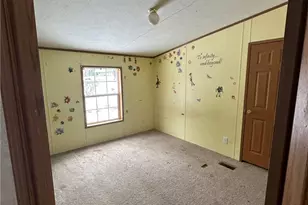 143 W Beechwood Rd, Bessemer, PA 16112 - Photo 7