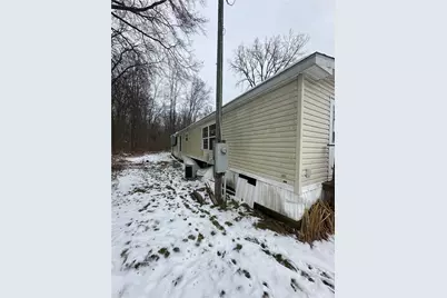 143 W Beechwood Rd, Bessemer, PA 16112 - Photo 13