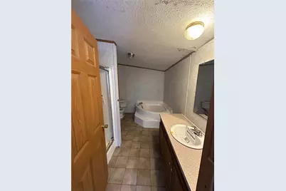 143 W Beechwood Rd, Bessemer, PA 16112 - Photo 11