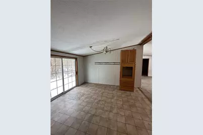 143 W Beechwood Rd, Bessemer, PA 16112 - Photo 5