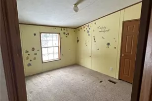 143 W Beechwood Rd, Bessemer, PA 16112 - Photo 7