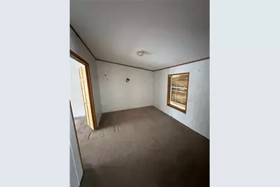 143 W Beechwood Rd, Bessemer, PA 16112 - Photo 13