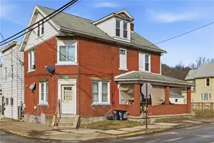 1301-1301 5 Penn Ave, Jeannette, PA 15644 - Photo 1