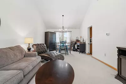 202 Holyoke Rd, Center Township, PA 16001 - Photo 17