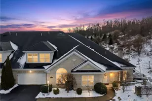 807 Cambridge Dr, Collier Township, PA 15142 - Photo 1