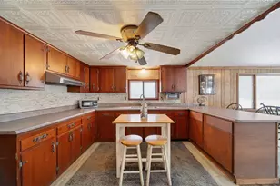 24689 Westview Dr, Canadohta Lake, PA 16438 - Photo 9