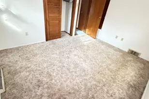 6078 Great Dane Dr, Bethel Park, PA 15102 - Photo 17