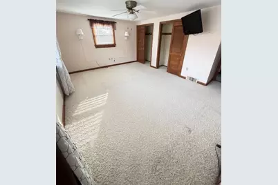 6078 Great Dane Dr, Bethel Park, PA 15102 - Photo 11