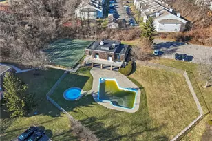 1332 Forest Green Dr, Moon/Crescent Twp, PA 15108 - Photo 25