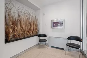 154 N Bellefield Ave, Pittsburgh, PA 15213 - Photo 3