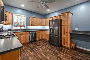 65 Courtney St, Pittsburgh, PA 15202 - Photo 5