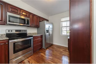 305 Berrington Ct, Bethel Park, PA 15102 - Photo 11