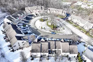 305 Berrington Ct, Bethel Park, PA 15102 - Photo 23