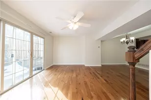 305 Berrington Ct, Bethel Park, PA 15102 - Photo 3