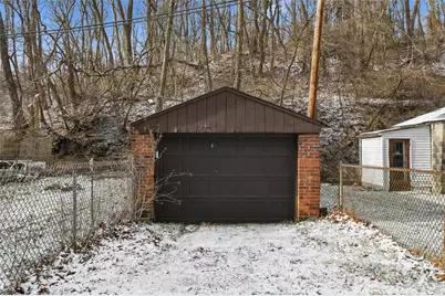 238 Provost Rd, Pittsburgh, PA 15227 - Photo 31