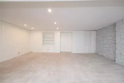 6356 Crestview Dr, South Park, PA 15129 - Photo 19