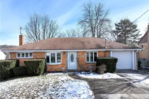 6356 Crestview Dr, South Park, PA 15129 - Photo 1