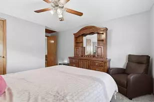 155 Clairmont Ave, Pittsburgh, PA 15229 - Photo 17