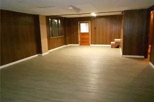 790 Glenn St, South Strabane, PA 15301 - Photo 17