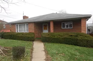 790 Glenn St, South Strabane, PA 15301 - Photo 3