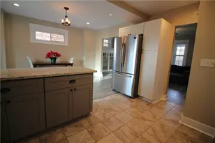 298 Kenmont Ave, Pittsburgh, PA 15216 - Photo 9