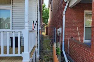 344 W 13th Ave, Homestead, PA 15120 - Photo 11