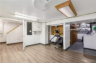 300 Sherrie Dr, Pittsburgh, PA 15239 - Photo 27