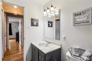 300 Sherrie Dr, Pittsburgh, PA 15239 - Photo 21