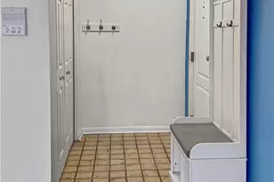 314 Forest Green Dr, Moon/Crescent Twp, PA 15108 - Photo 5