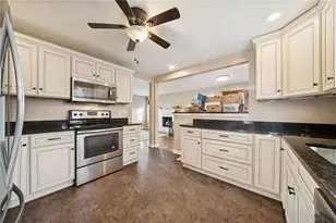 1815 Wood St, Latrobe, PA 15650 - Photo 5