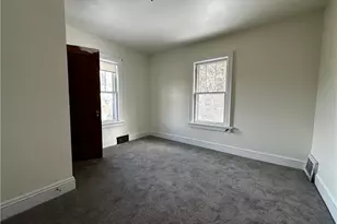1006 Shira St, New Castle, PA 16101 - Photo 17